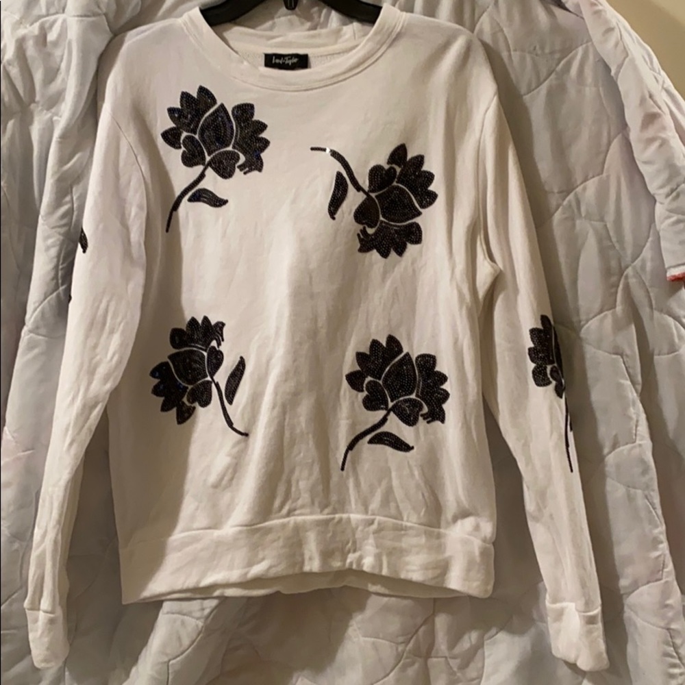 Long sleeve sweater